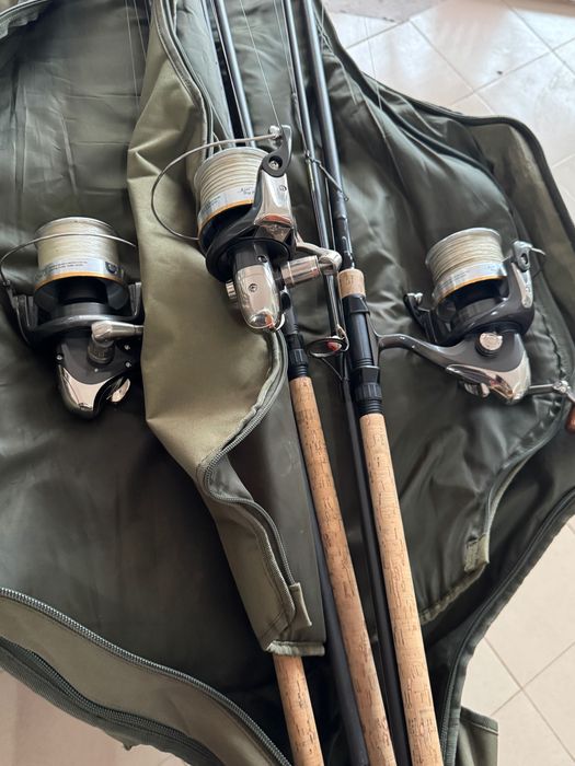 Въдици,стойка,аларми и калъф