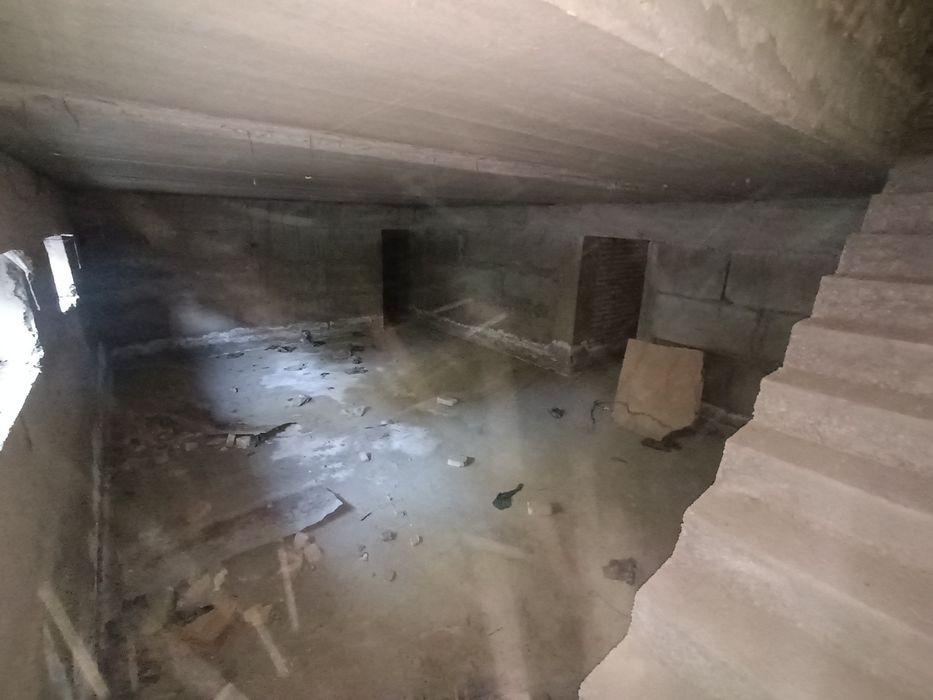 Каробка холатда уй сотилади