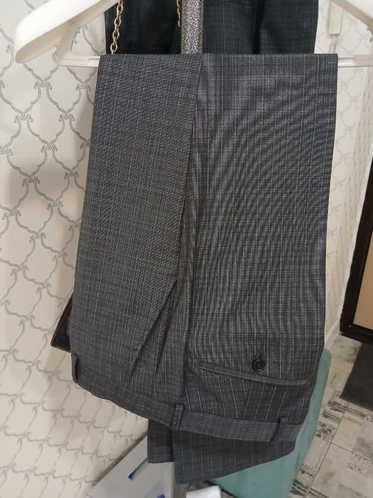 Продам мужской костюм