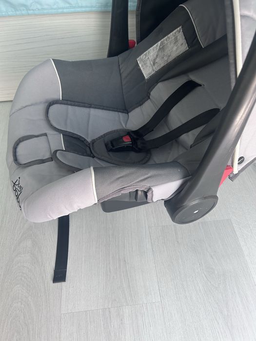 Бебешко столче - кошница за кола