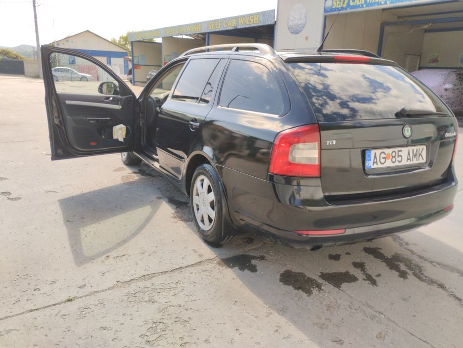 SKODA Octavia 2011 — imagine 3