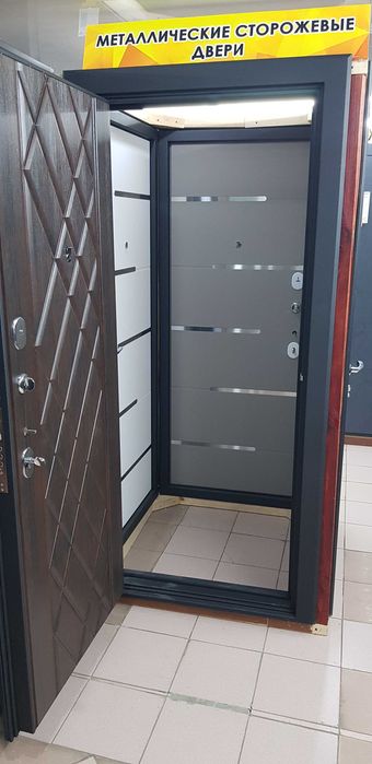 входная дверь новая