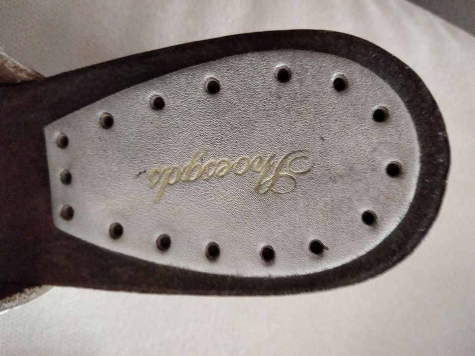 Saboți din piele naturala, măr. 39