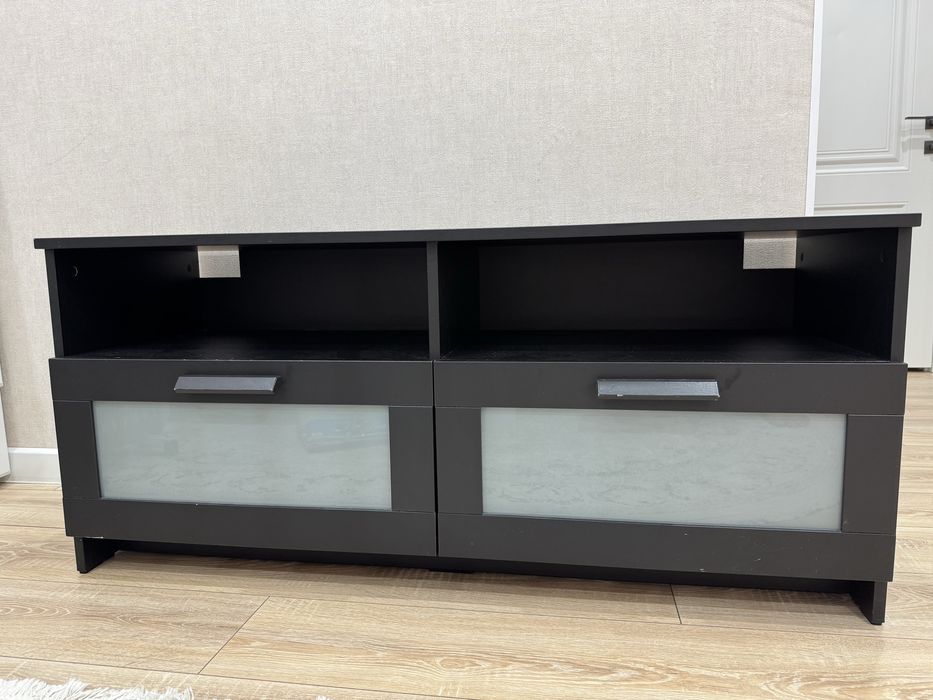 Теледидар тумбасы