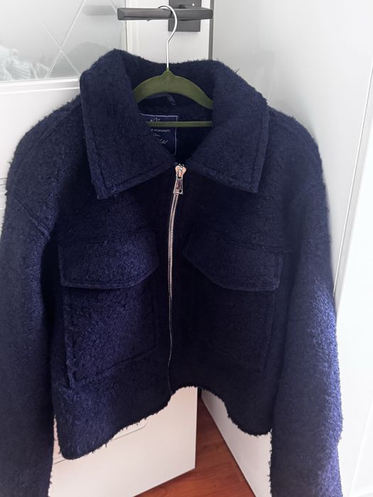 Жакет теплая короткая на весну…………….