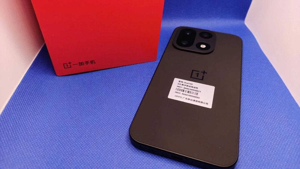 OnePlus 15 12/256GB OxygenOS НОВ!