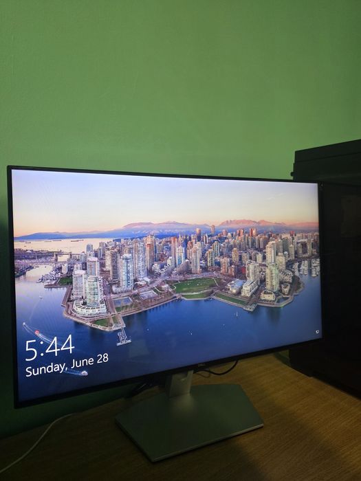 Vand/Schimb PC Gaming cu Monitor și mouse inclus