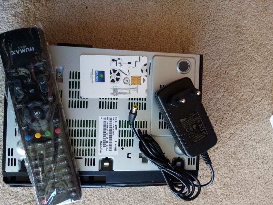 Официальный Тюнер и карта  НТВ+ HUMAX  VAHD-3100S