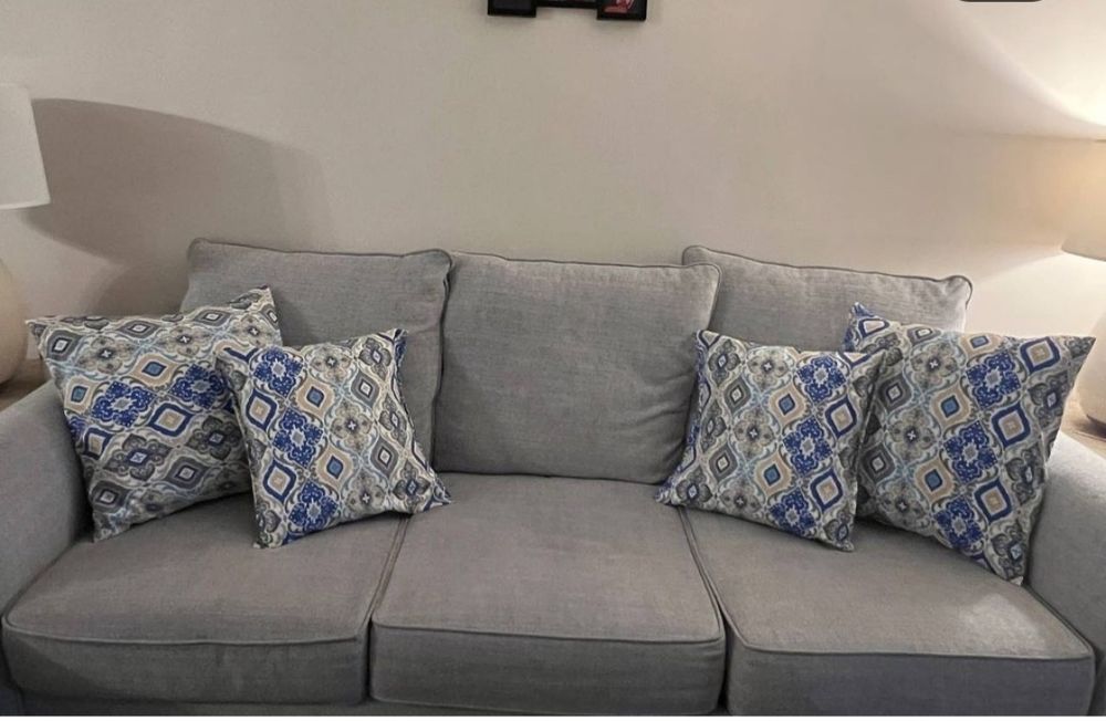 Runnerlar.dasturxon skaterlar.turli xildagi va òlchamdagi yostiqlar