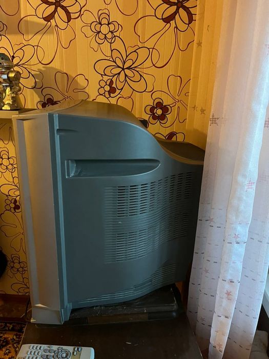 Продам телевизор samsung