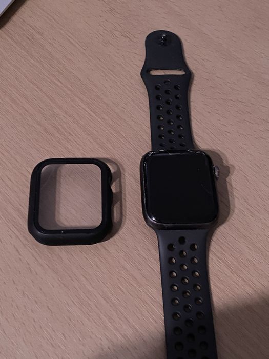 Apple Watch Series 4 Nike 44mm WiFi