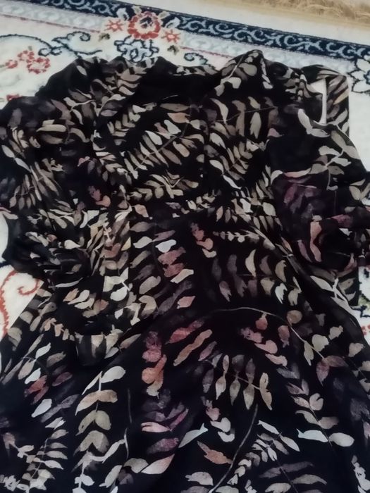 Продам разную одежду женскую