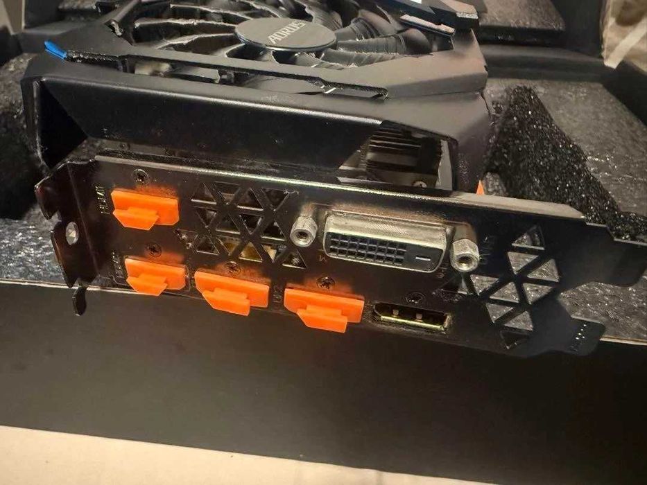 Placa video GTX 1080 Ti Aorus Xtreme Edition