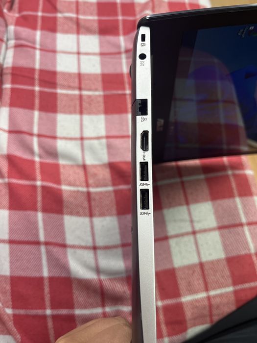 срочно Ноутбук ASUS