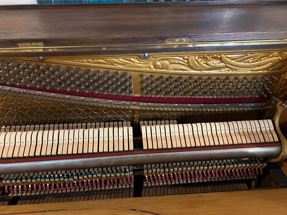 Акустично пиано Feldorf