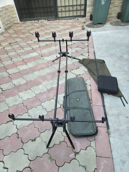 Rod pod Carp Spirit echipat cu senzori Fox