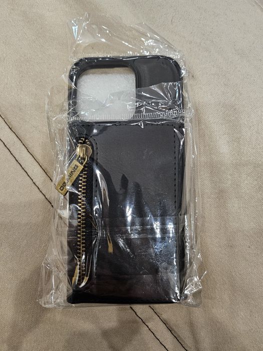 Кожен калъф   за Iphone 16 Pro