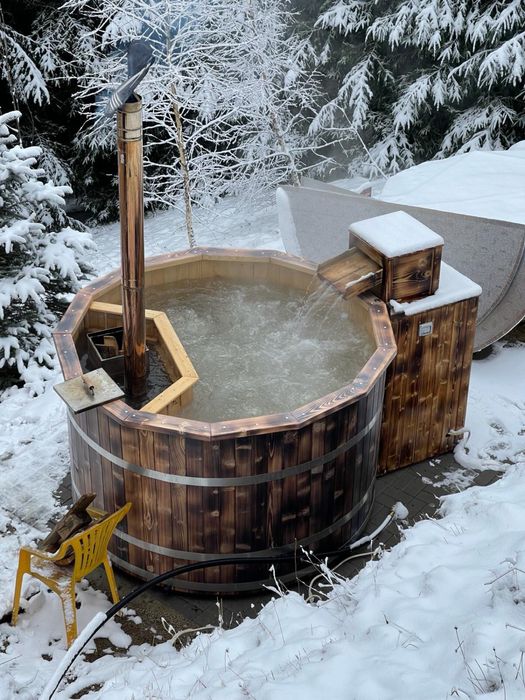 Inchiriez cabană pe malul lacului Beliș de revelion.