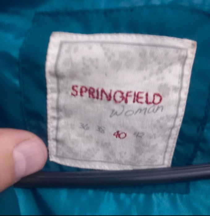 Geaca iarna dama SpringField stare buna ( mic defect pe spate o pata m