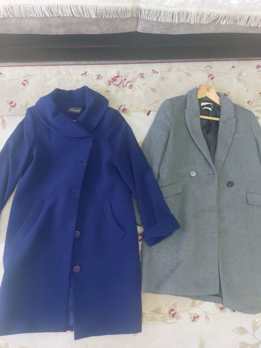 Отдам бесплатно куртки женские и пальто