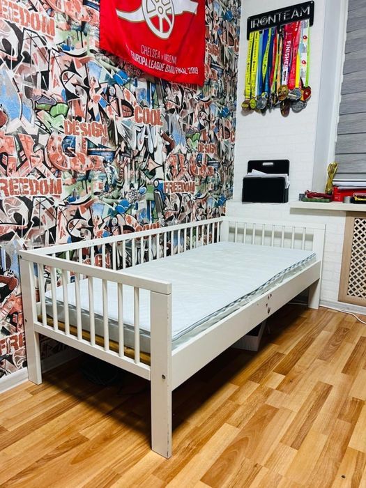 Детская кровать IKEA GULLIVER с матрасом