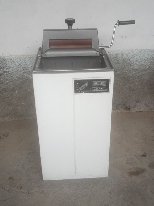 Продам Стиральную машину