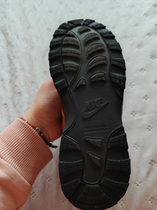 Детски зимни обувки Nike