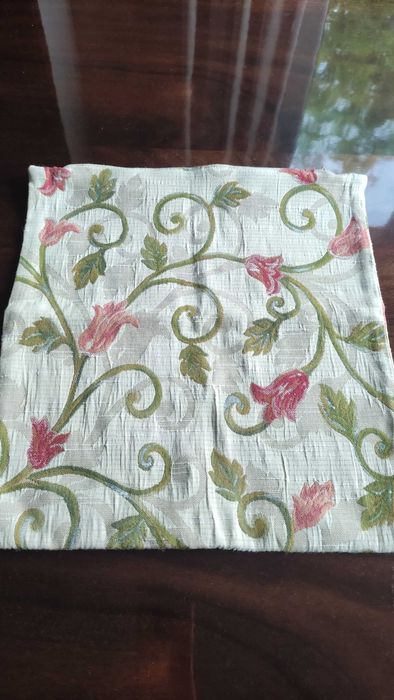 Нови калъфки за декоративни възглавнички