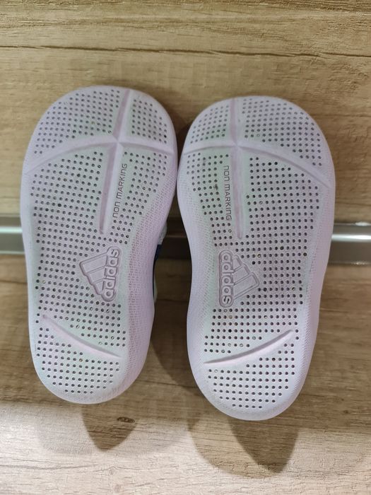 Детски сандали - различни размери