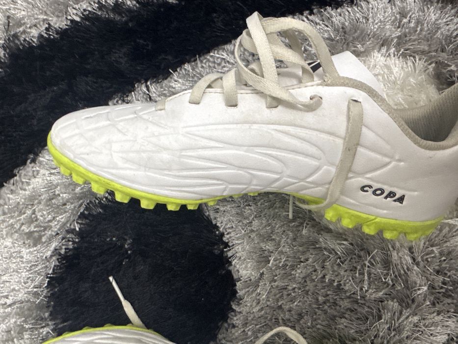 vand ghete de fotbal adidas copa