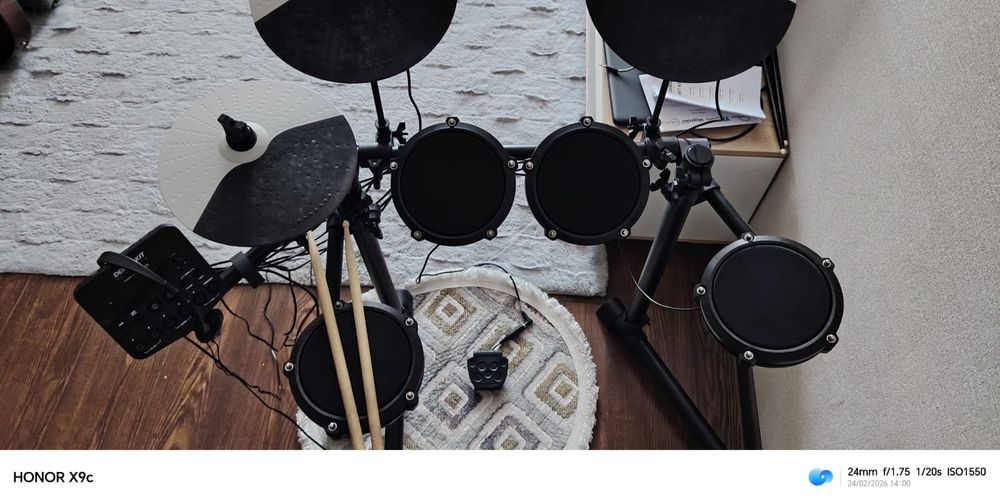 Электронная ударная установка.