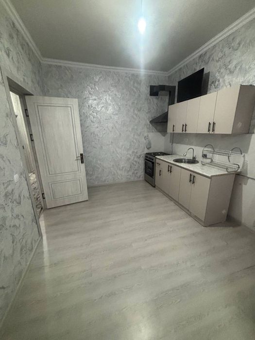 Tóy tepa Nurafshon city ichida 3 xonali kvartira ijaraga beriladi