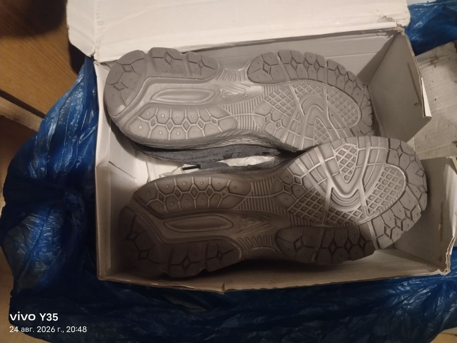 Продам кроссовки New Balance