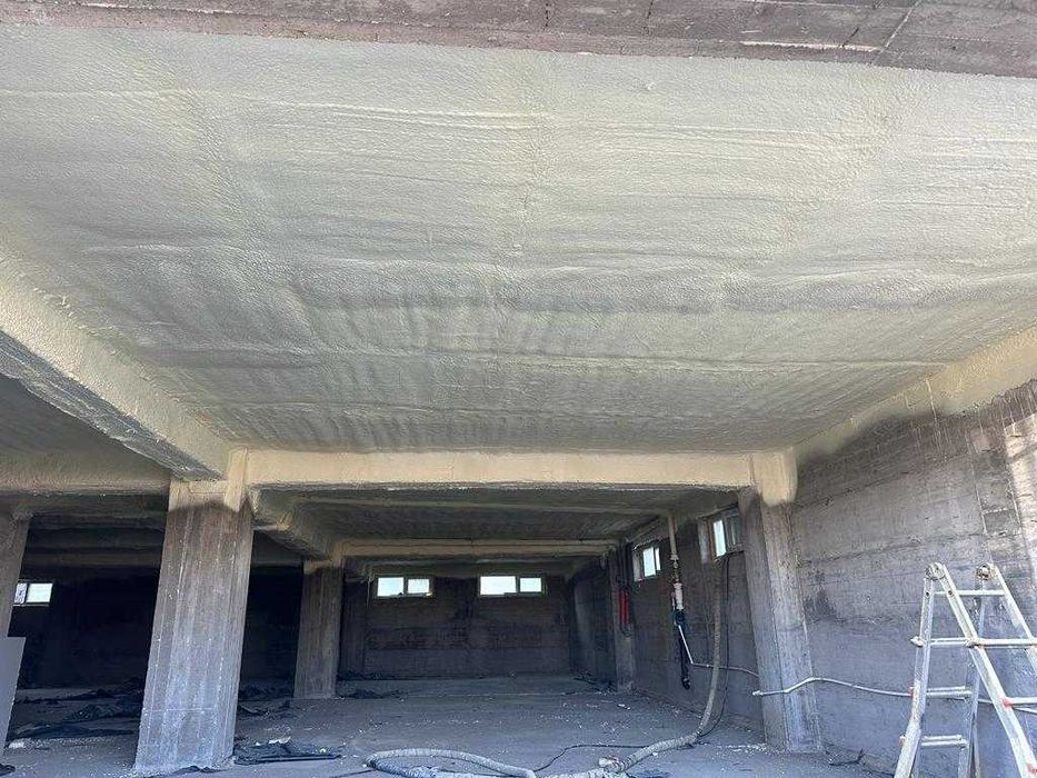 izolatii spuma poliuretanica