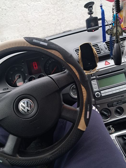 Vand masina in stare foarte buna Passat!