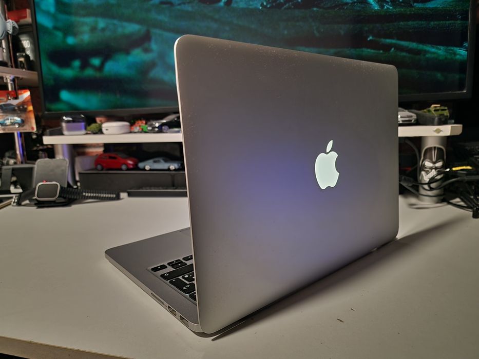Apple MacBook Pro Retina 13-inch (Early 2015) - i5, 8GB RAM Targu