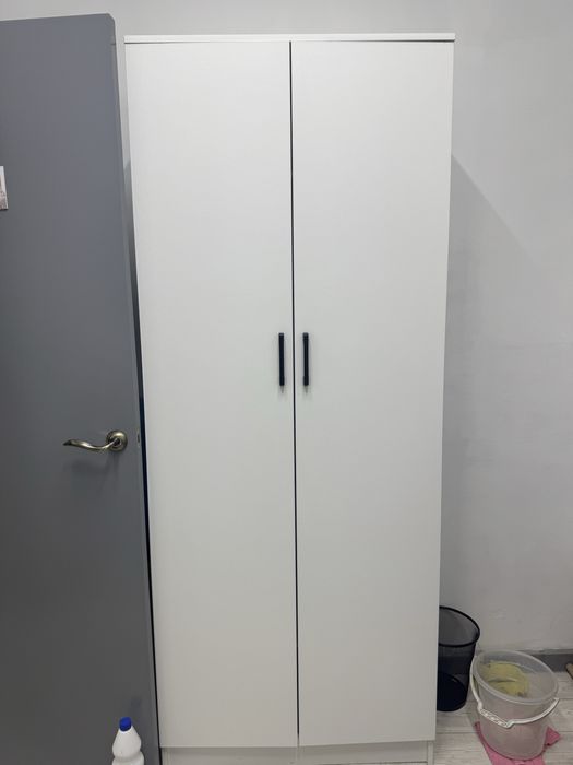 Помагайка, кушетка, шкафы