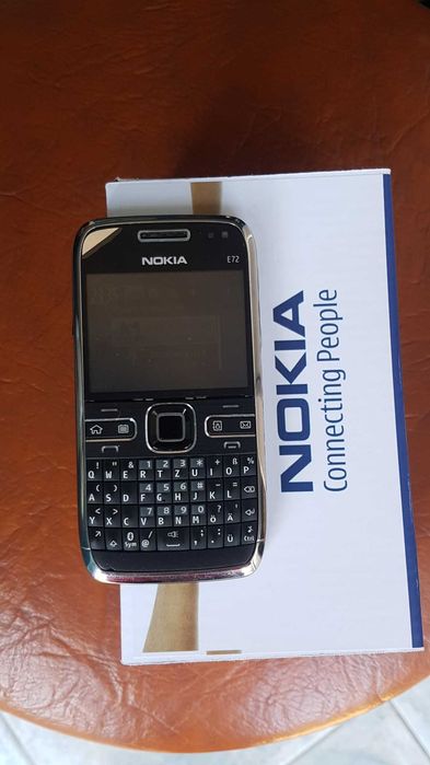 Vand Nokia e72  in cutie, ca NOU !!