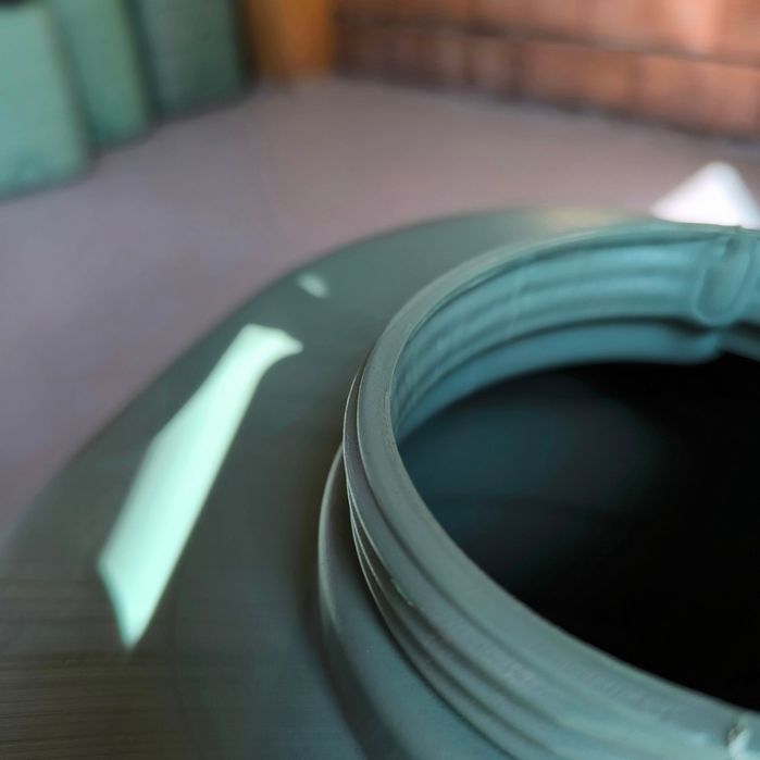 Туба умивалник с канелка 20л НОВИ