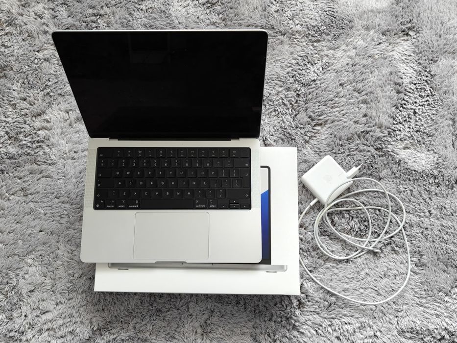 MacBook Pro 14” M1 Pro - baterie 123 cicluri