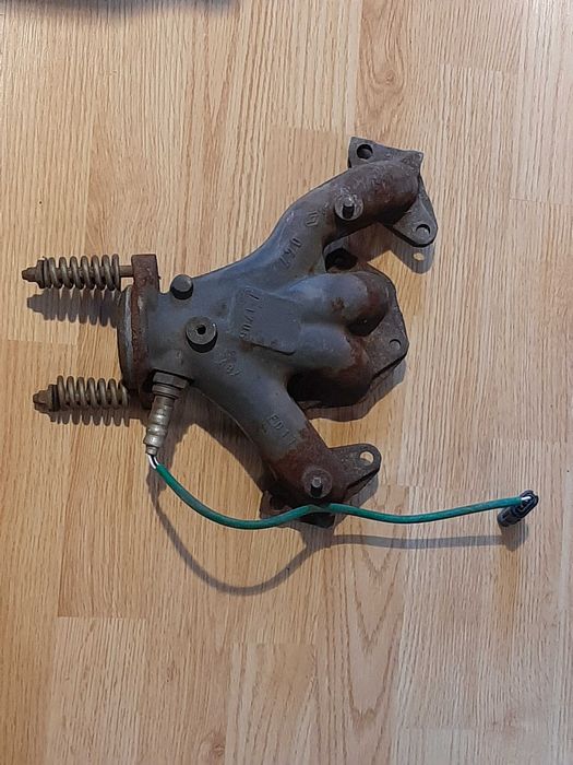 Продавам изпускателен колектор