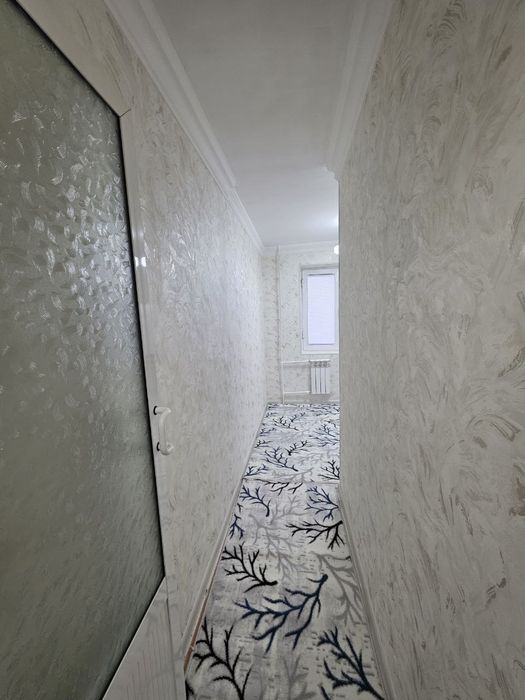 Продаётся люкс 2-комнатная квартира на 3-этаже. 1-остановка Микрорайон