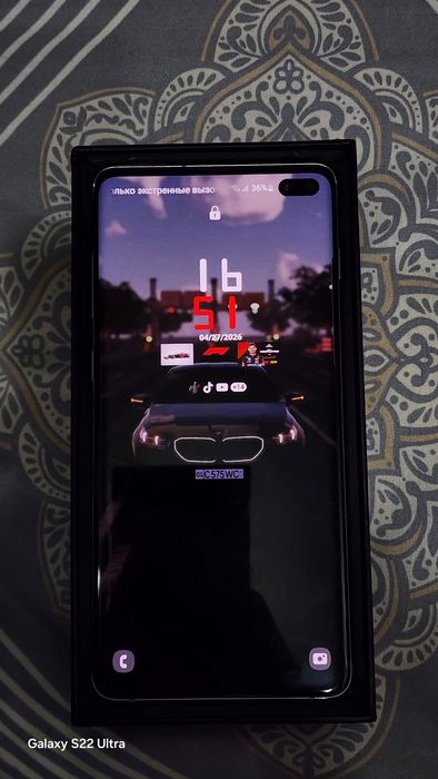 Samsung S10+ с оригинальной коробкой