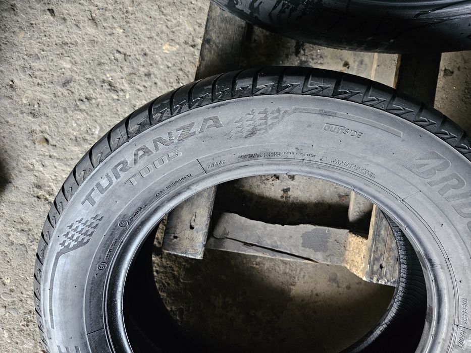 2 anvelope vara 225 60 17 Bridgestone