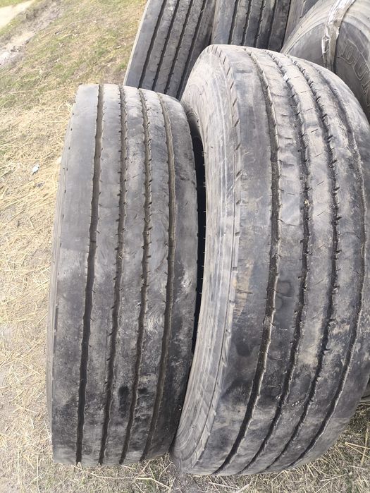 Продам резину на КамАЗ