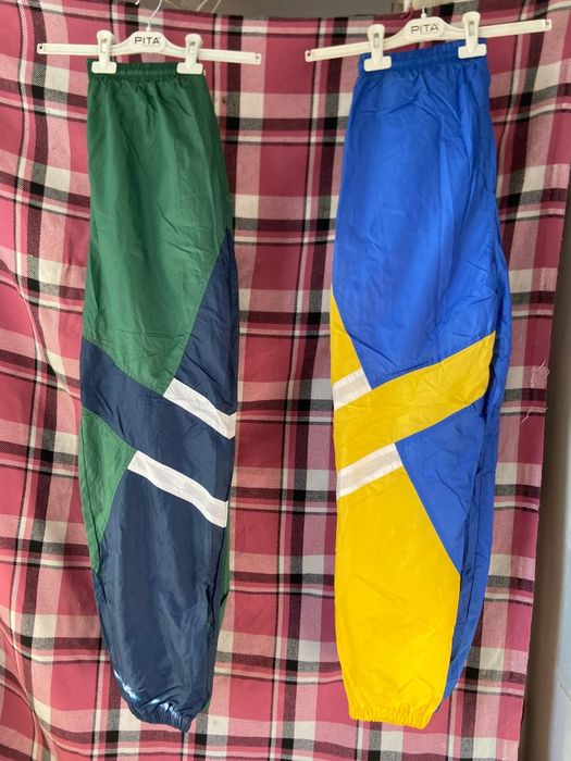 Новый триколар сатылады!