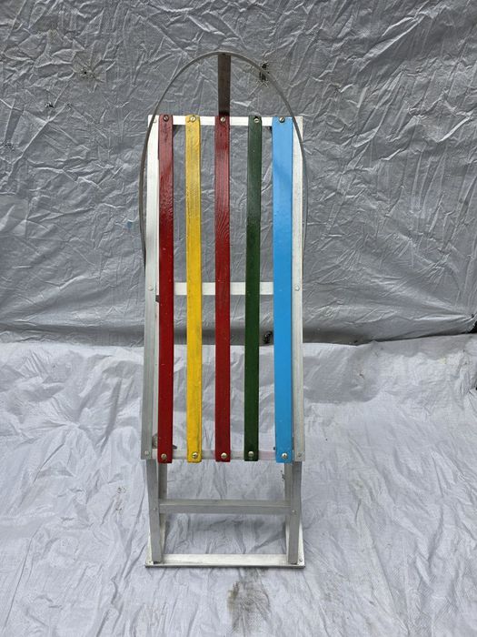 Срочно продам новый оригинал санка