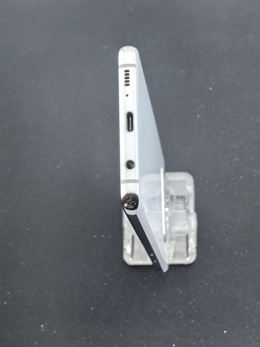 Samsung Galaxy S10 Plus  128 GB ID-vfj600