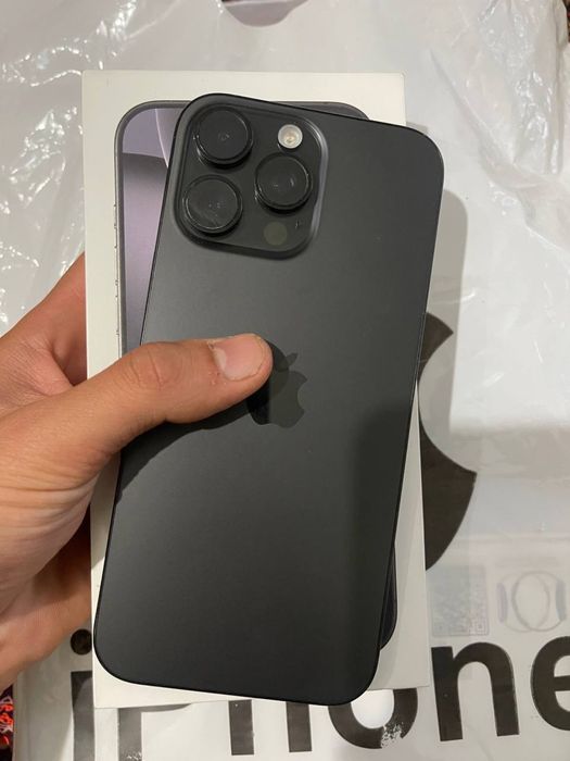 Iphone 16 pro max 256gb 915$