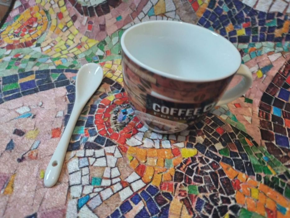 Чаша за кафе с лъжичка от Испания